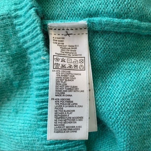 Forever 21 Light Teal Blue 3/4 Sleeve Round Neck Knit Sweater size Medium - Picture 6 of 7